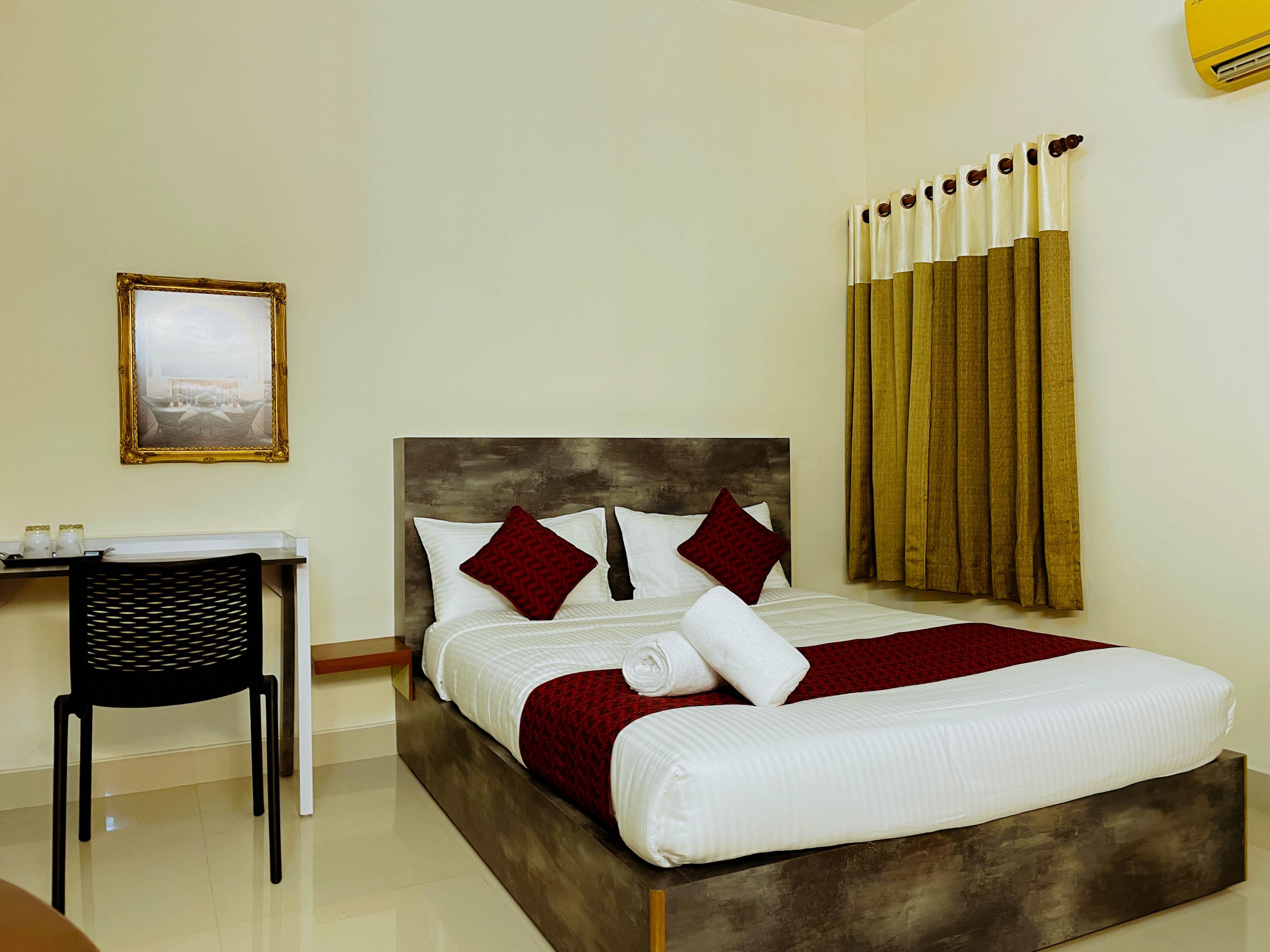 Clean and comfortable guest bathroom at Upavan Villa