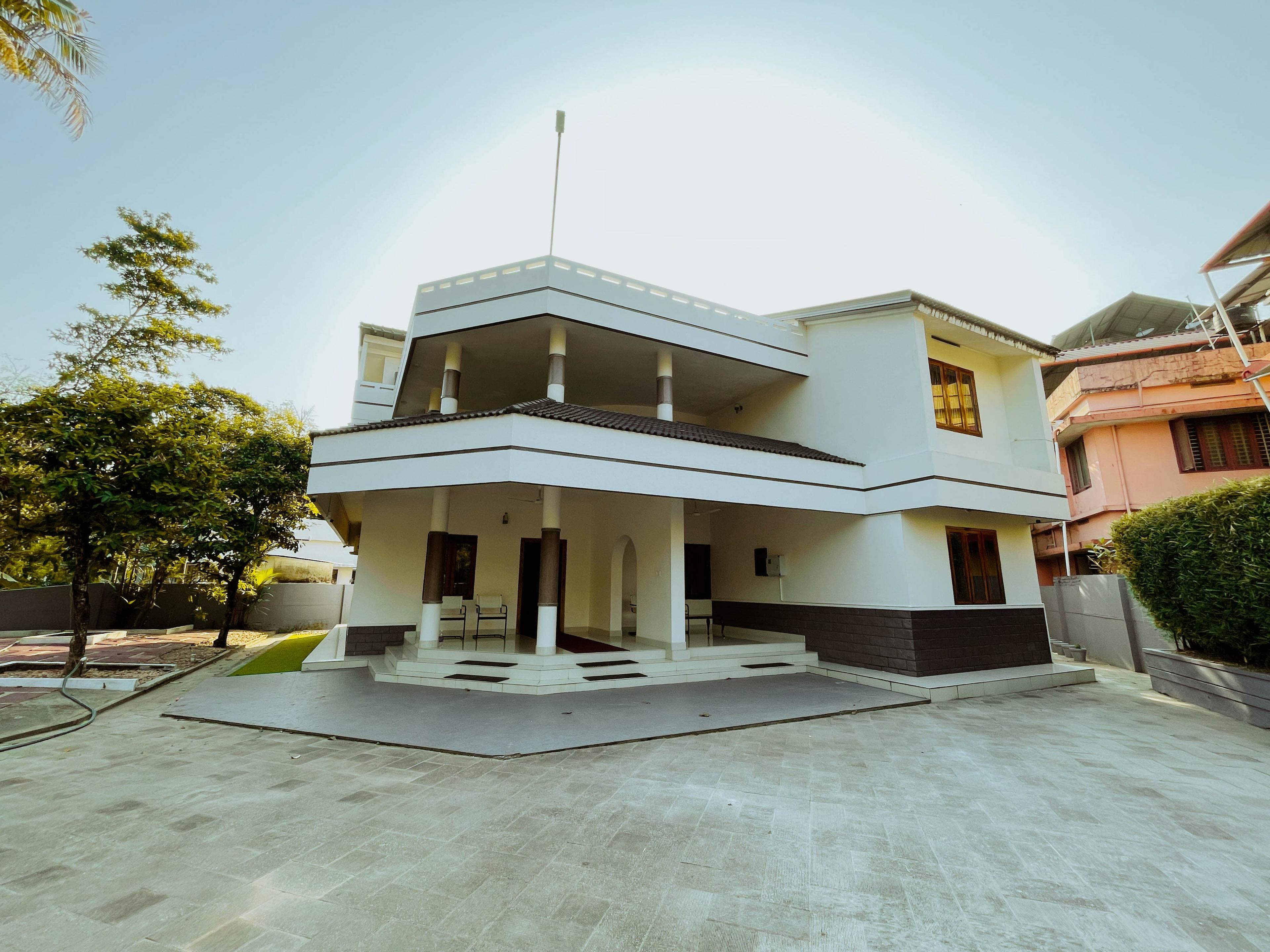 Comfortable bedroom in Upavan Villa homestay, Aluva